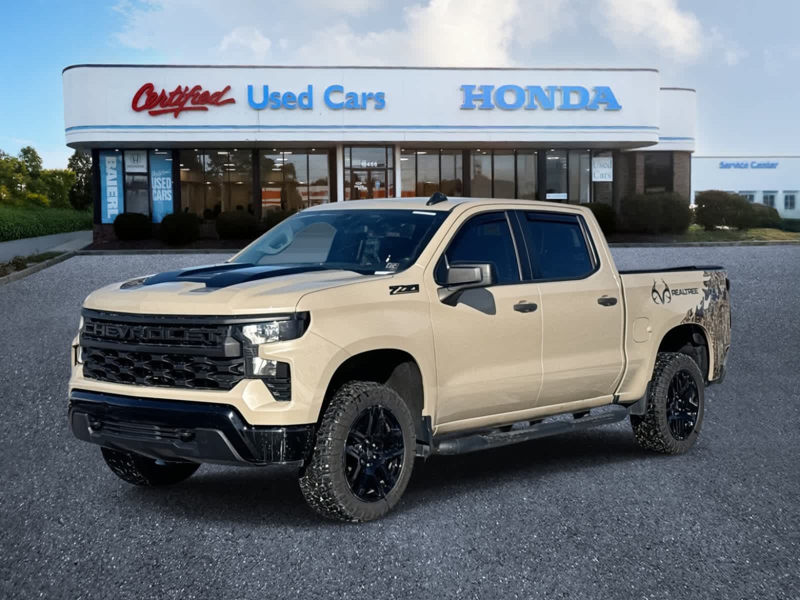 Thumbnail: 2022 Chevrolet Silverado 1500 - 1