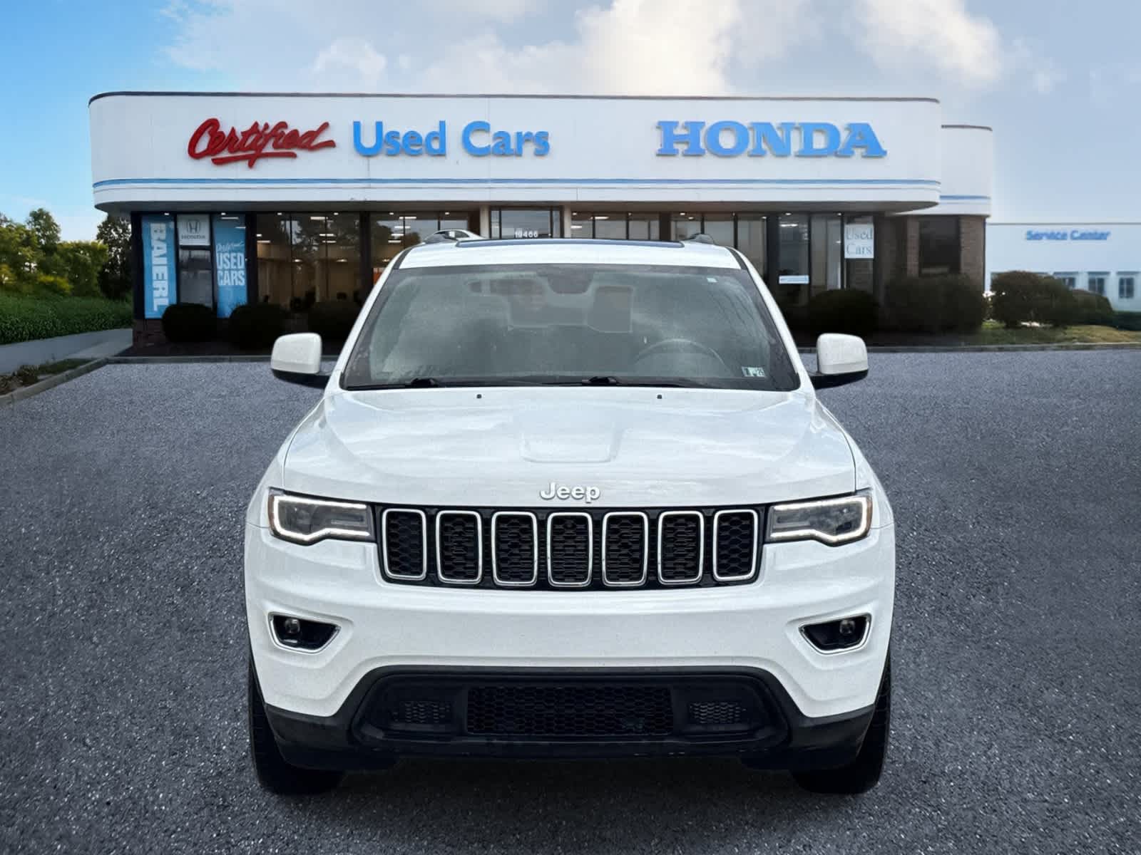 Thumbnail: 2020 Jeep Grand Cherokee - 8