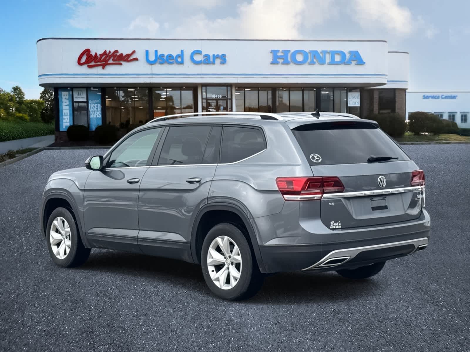 Thumbnail: 2018 Volkswagen Atlas - 3