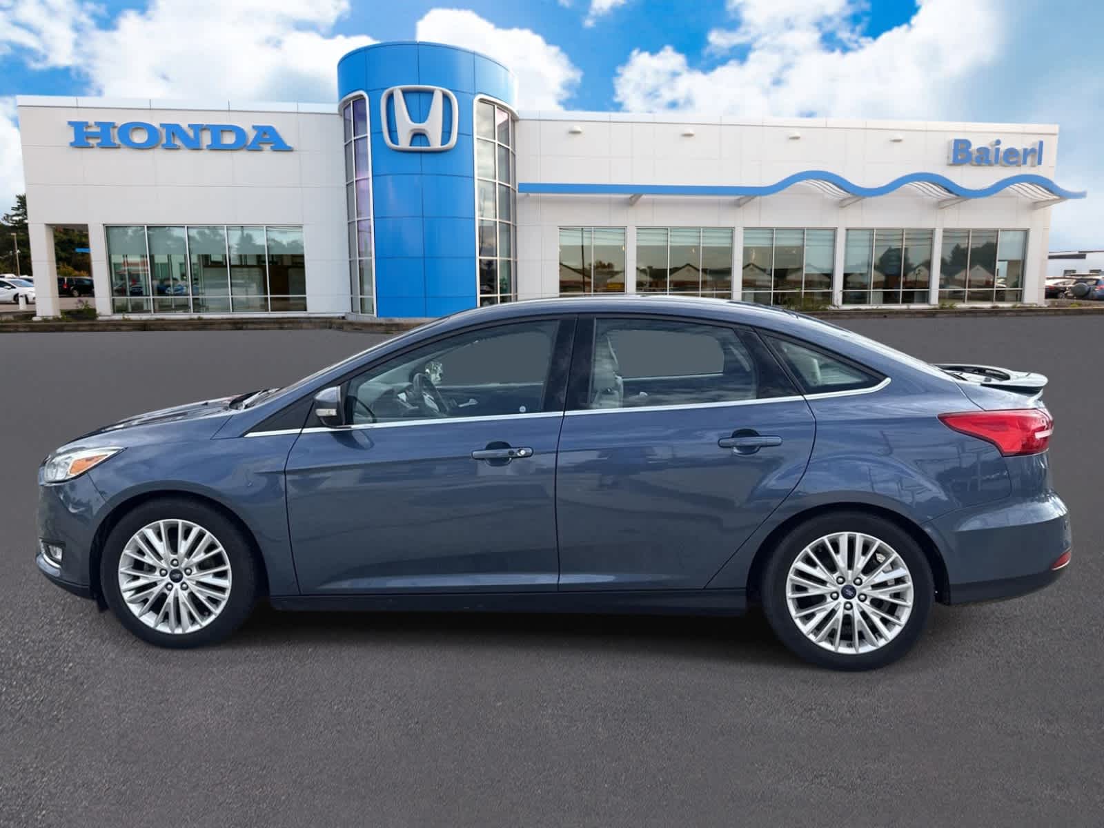 Used 2018 Ford Focus Titanium with VIN 1FADP3J22JL293808 for sale in Wexford, PA
