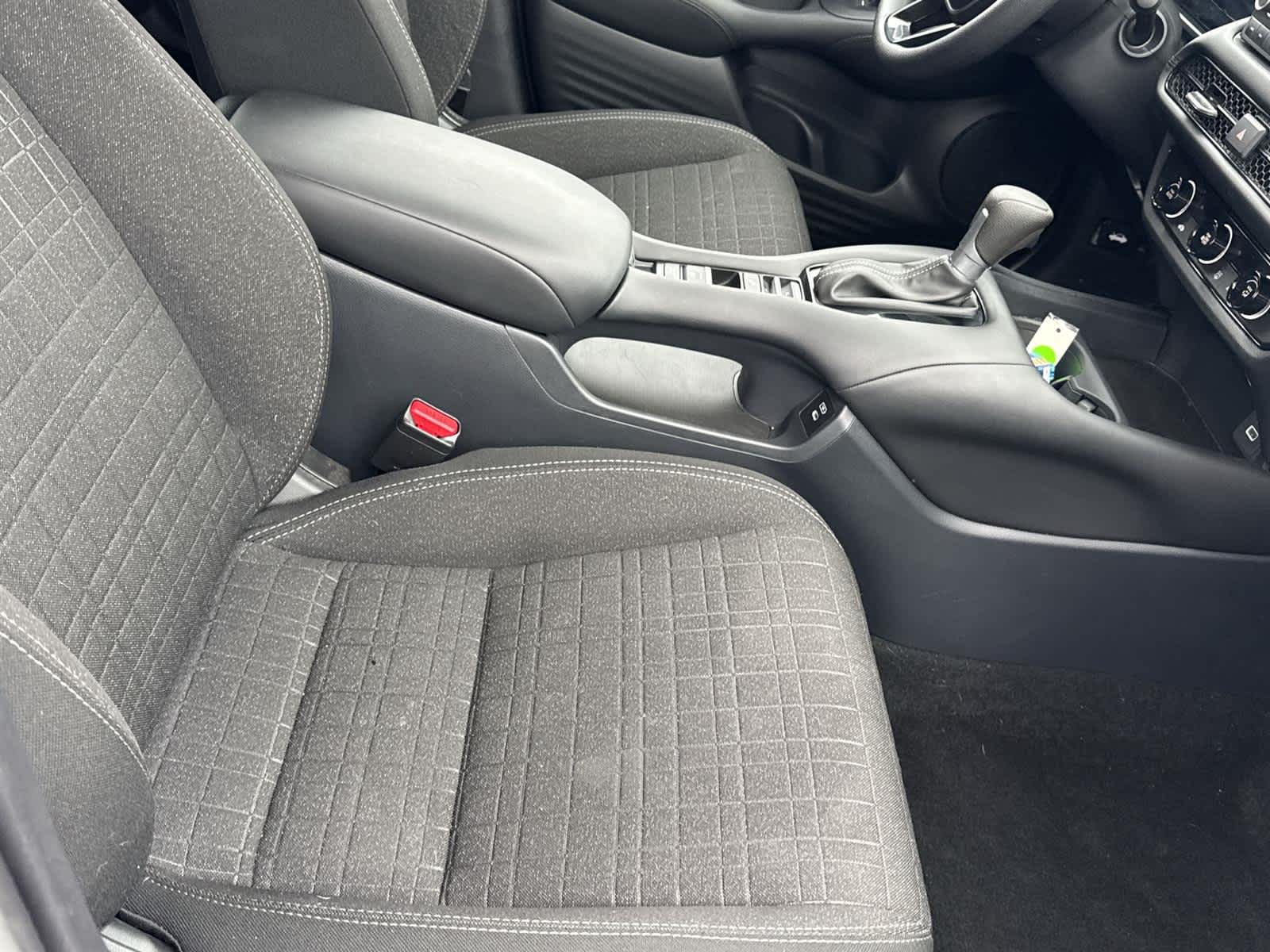 Thumbnail: 2025 Honda HR-V - 16