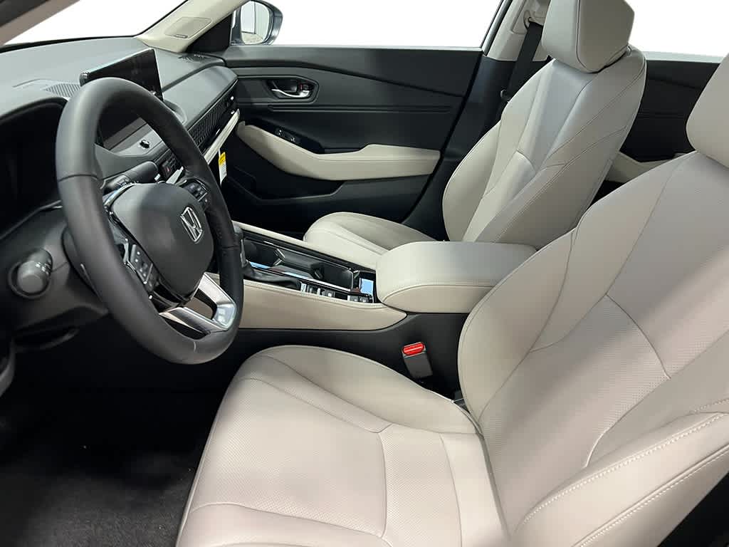 2025 Honda Accord Touring 13