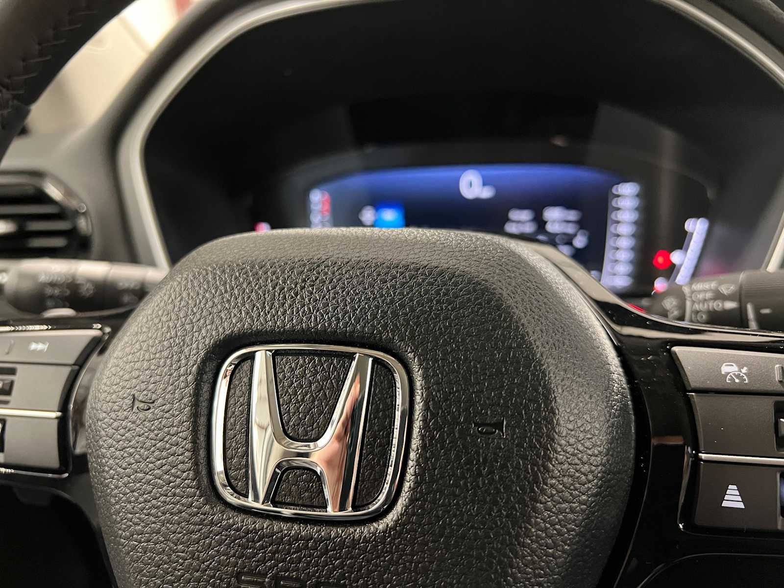 Thumbnail: 2025 Honda Pilot - 27