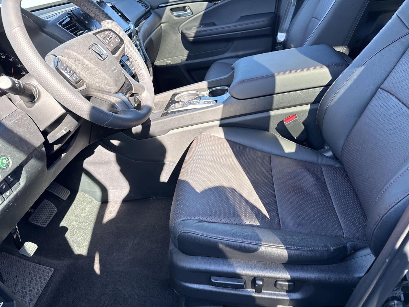 Thumbnail: 2025 Honda Ridgeline - 11