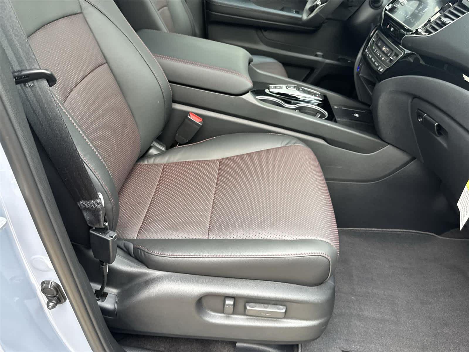 2026 Honda Ridgeline Black Edition - Photo 18