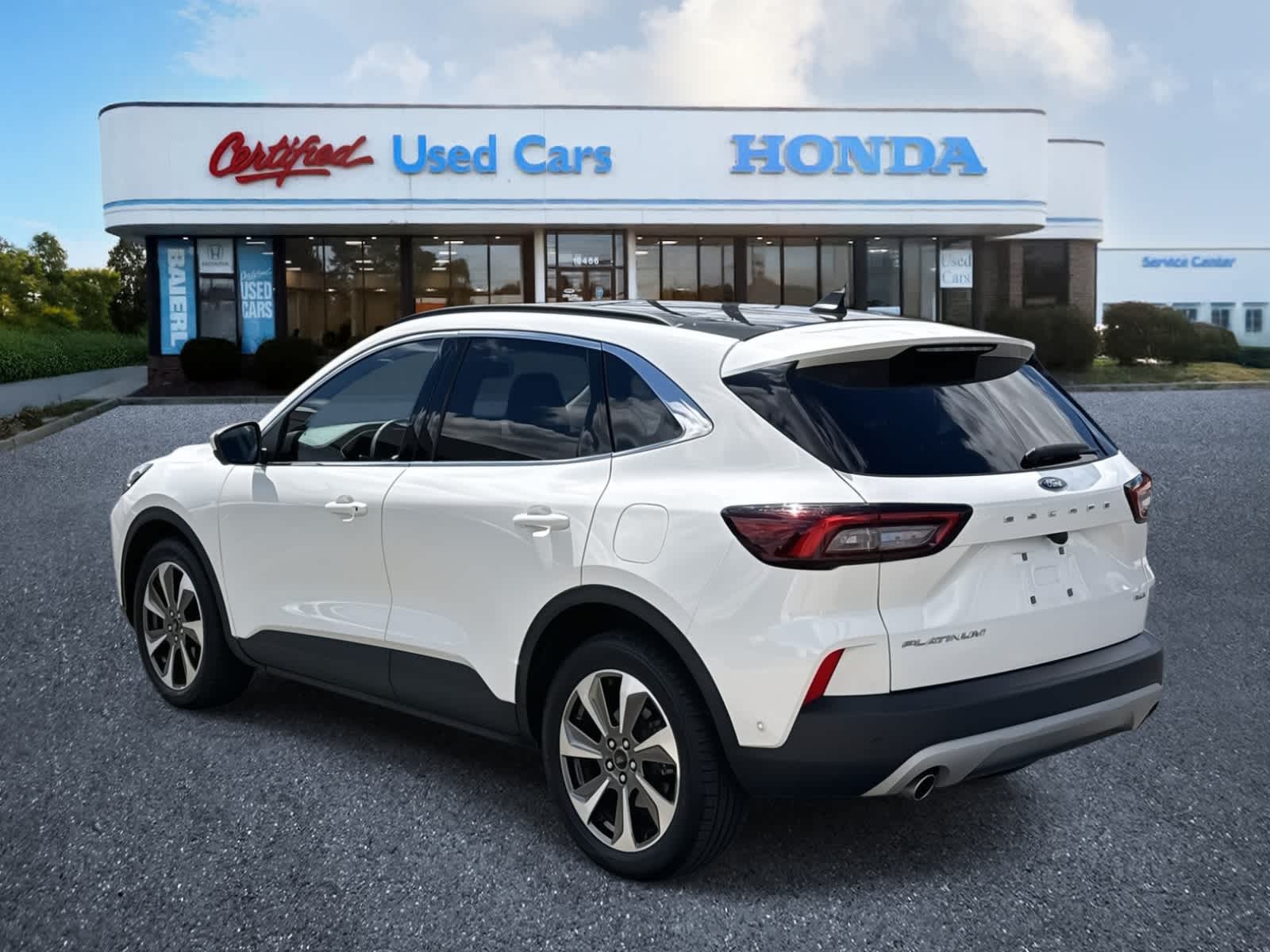 Thumbnail: 2023 Ford Escape - 3