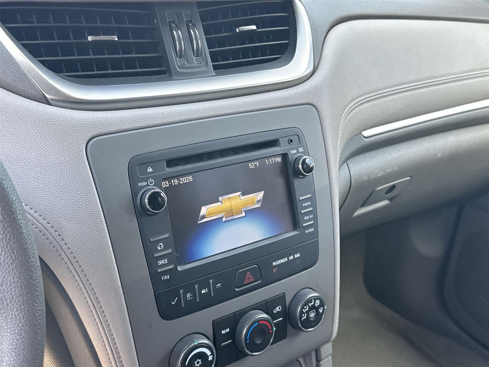 Thumbnail: 2014 Chevrolet Traverse - 24