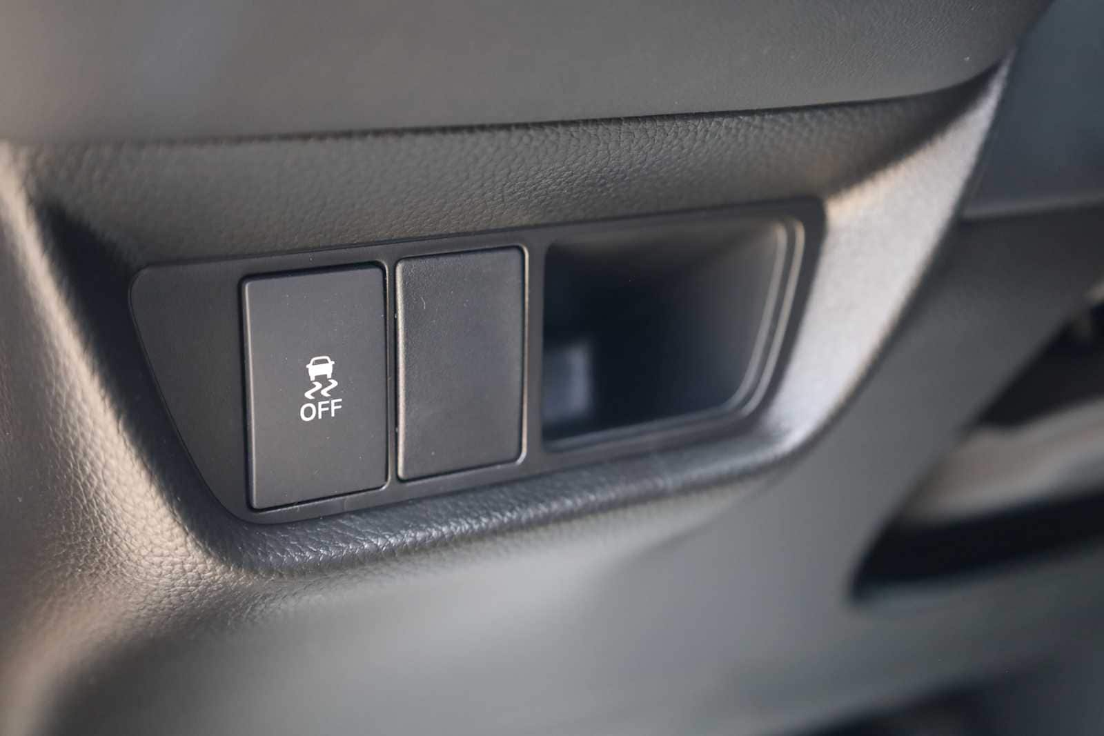 2026 Honda HR-V LX 22