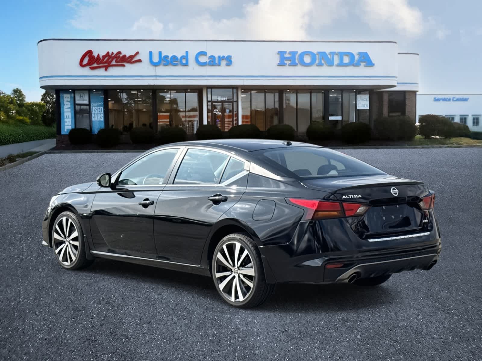 2020 Nissan Altima 2.5 SR photo 3