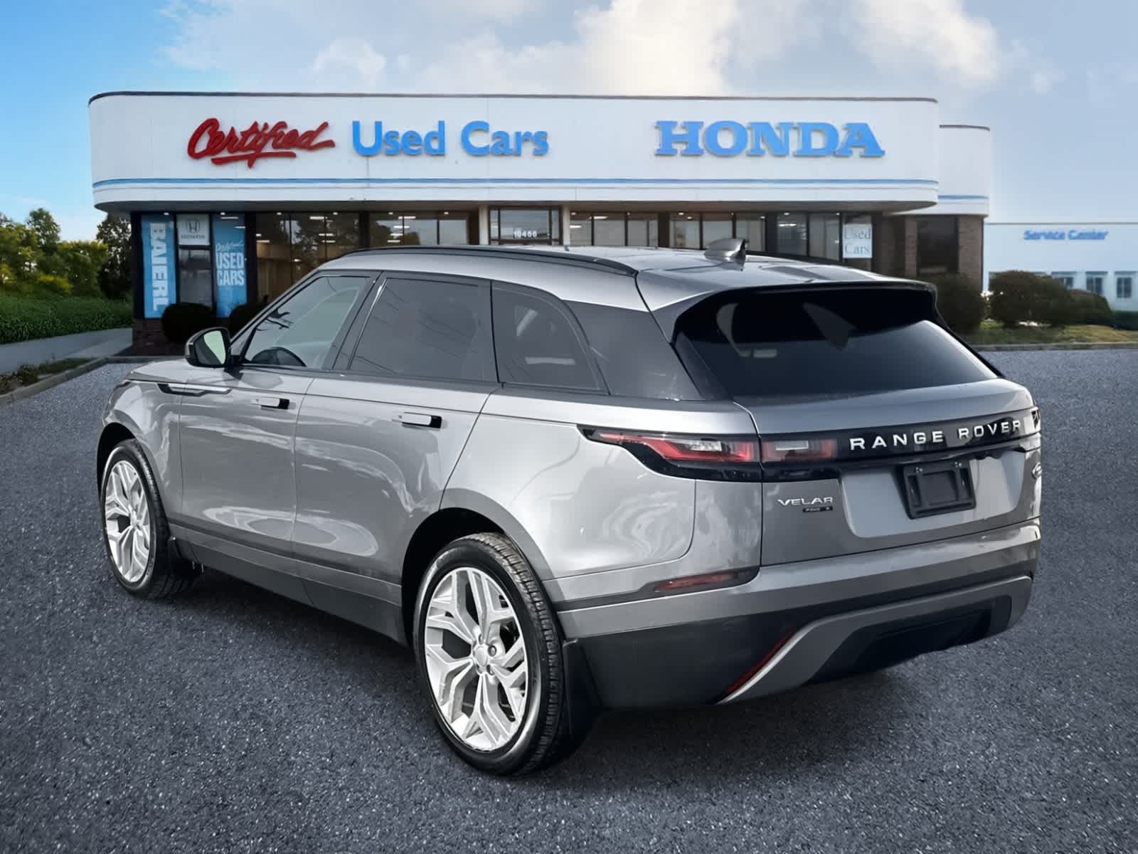 Thumbnail: 2020 Land Rover Range Rover Velar - 3