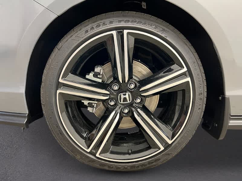 2025 Honda Accord Sport 11