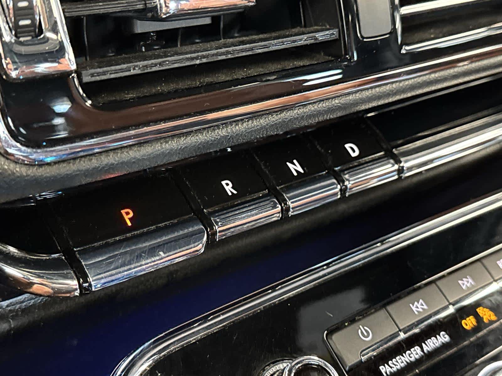 Thumbnail: 2019 Lincoln Navigator - 30