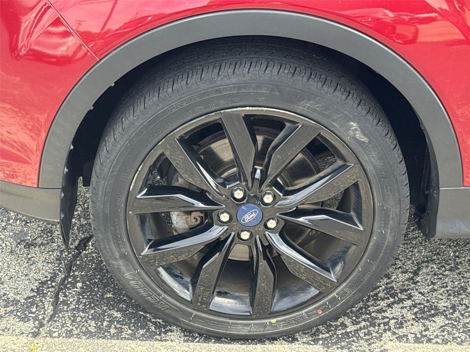 Thumbnail: 2019 Ford Escape - 12