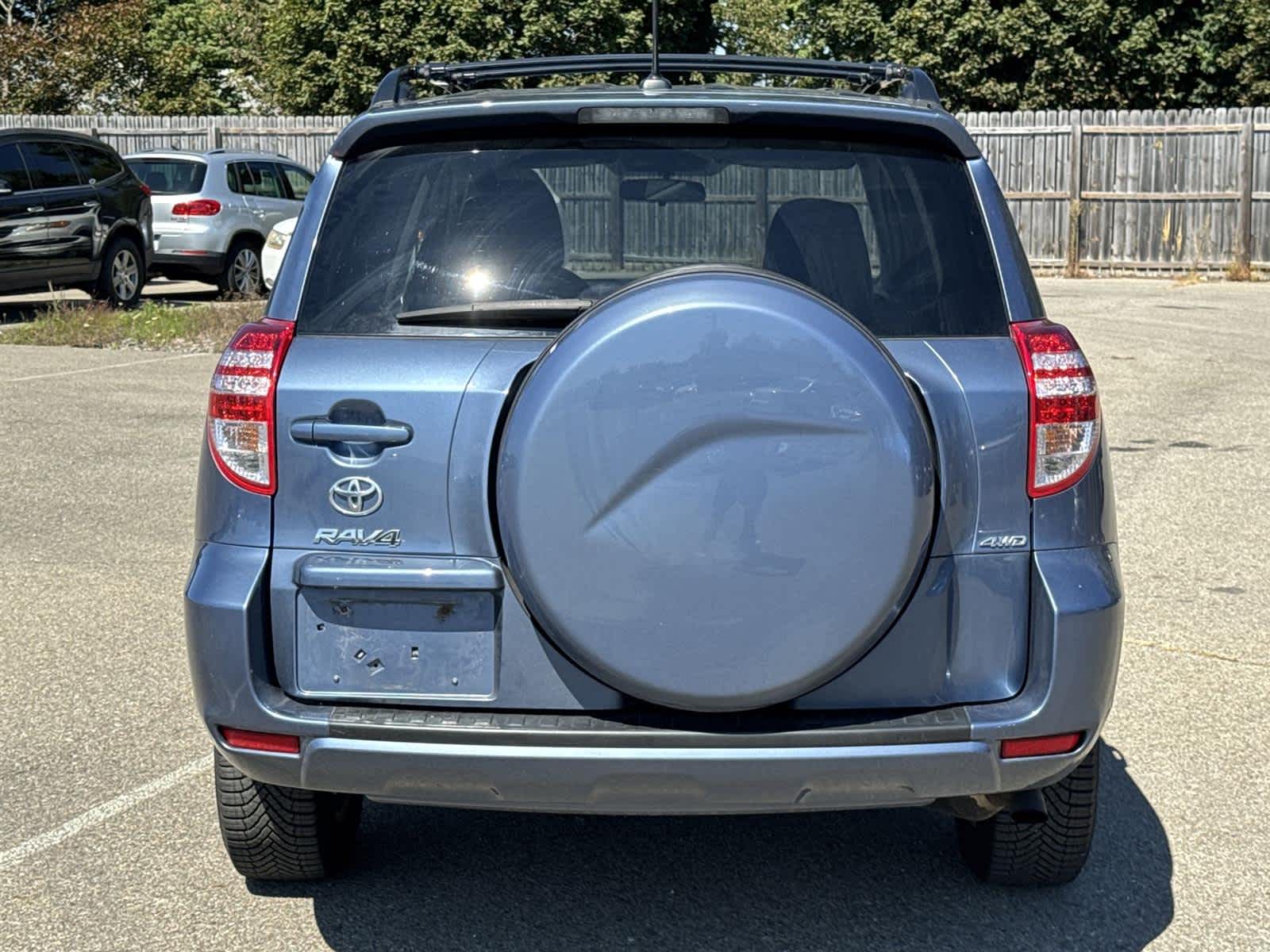 Thumbnail: 2012 Toyota RAV4 - 4