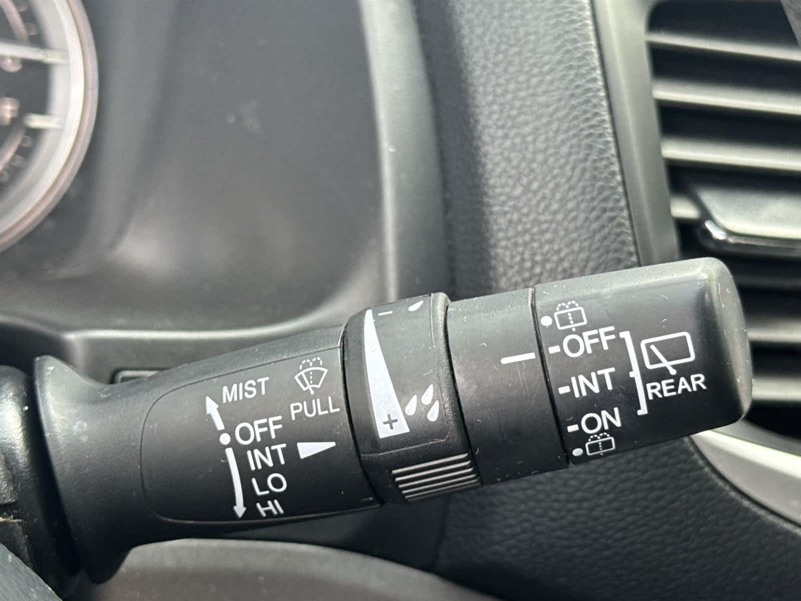 Thumbnail: 2018 Honda Pilot - 21