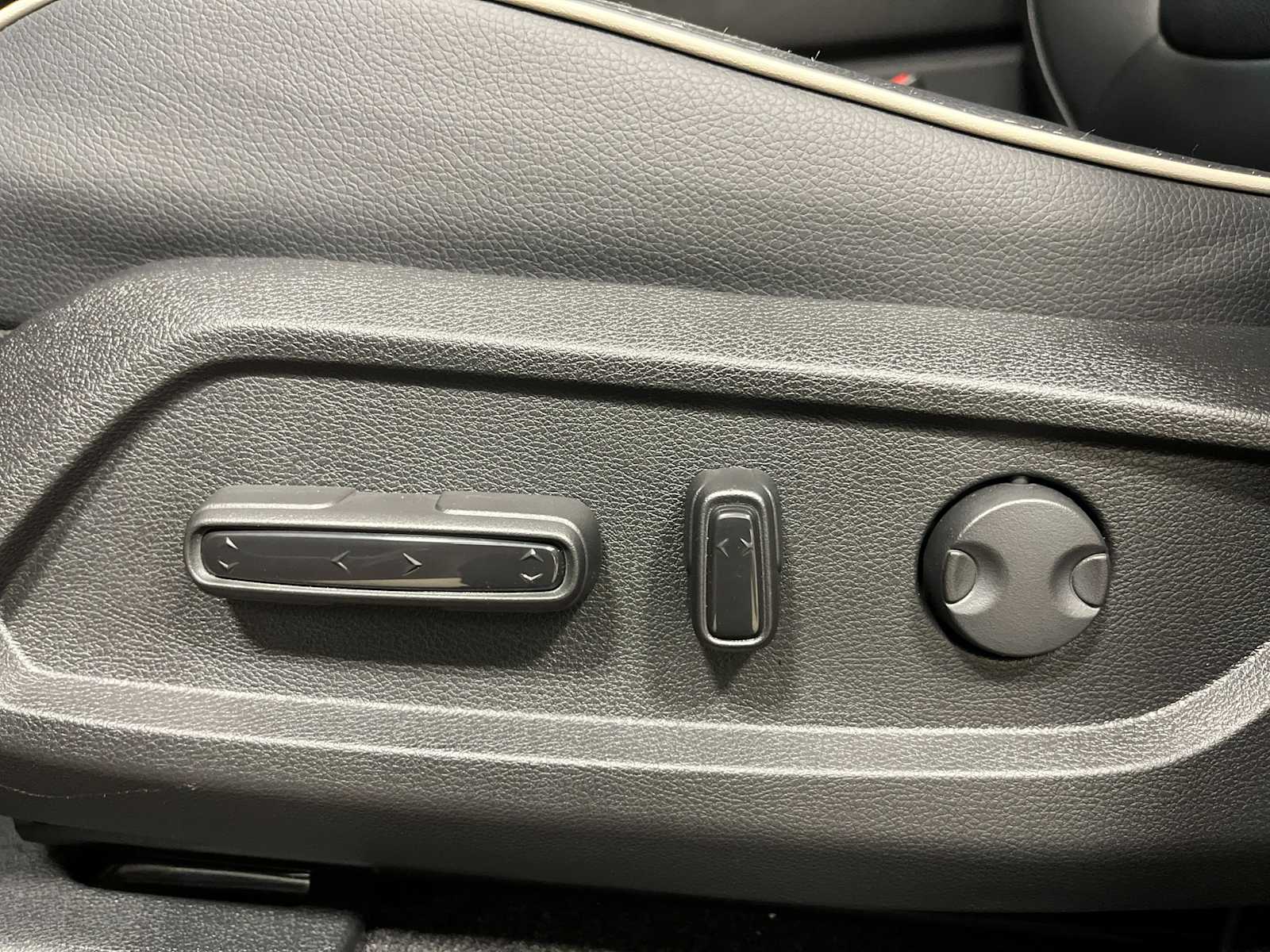 Thumbnail: 2026 Honda Pilot - 12