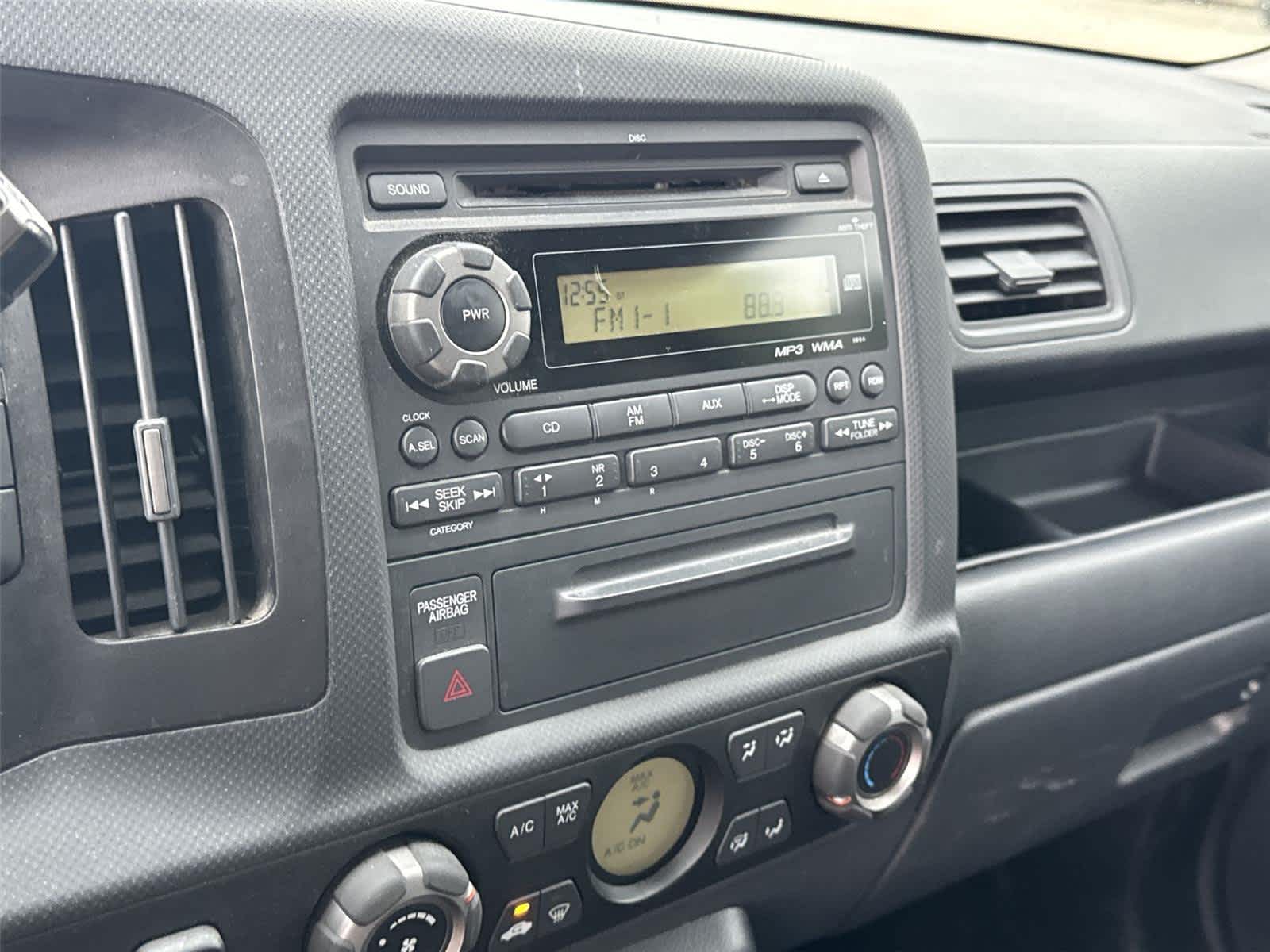 Thumbnail: 2013 Honda Ridgeline - 23