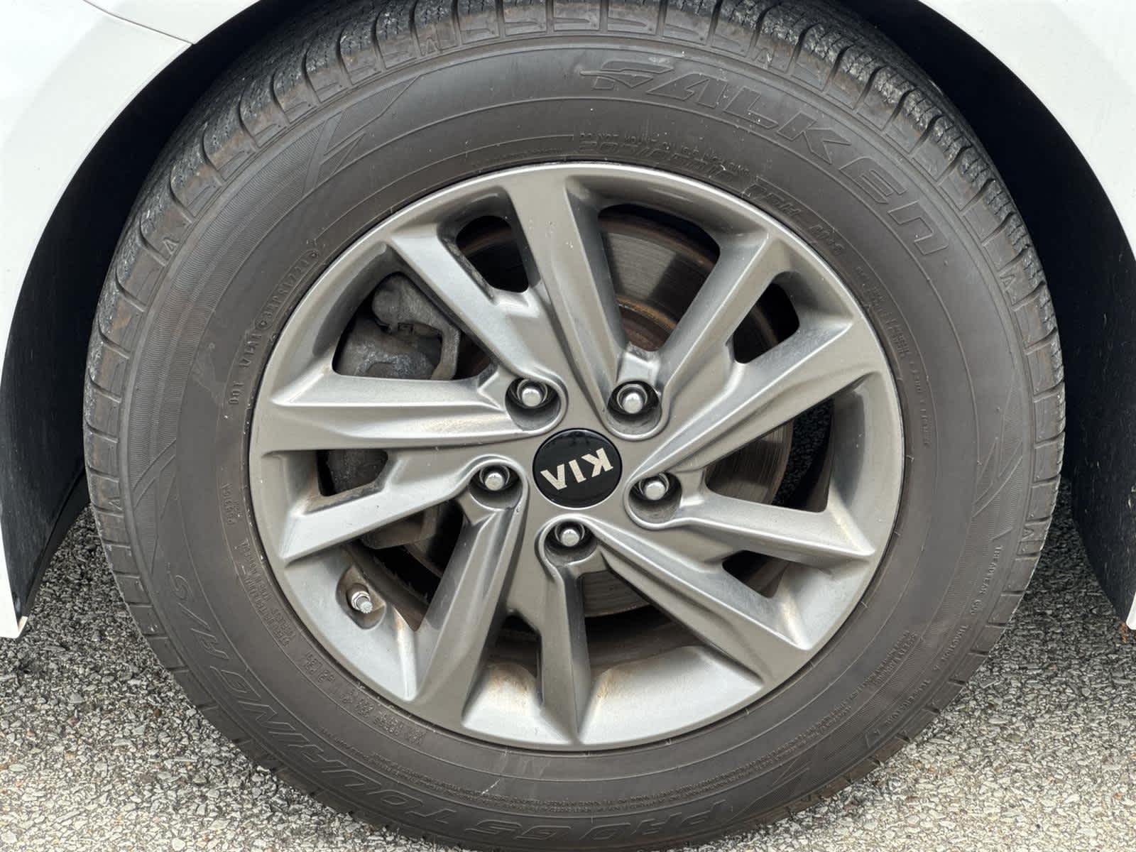 Thumbnail: 2019 Kia Optima - 13