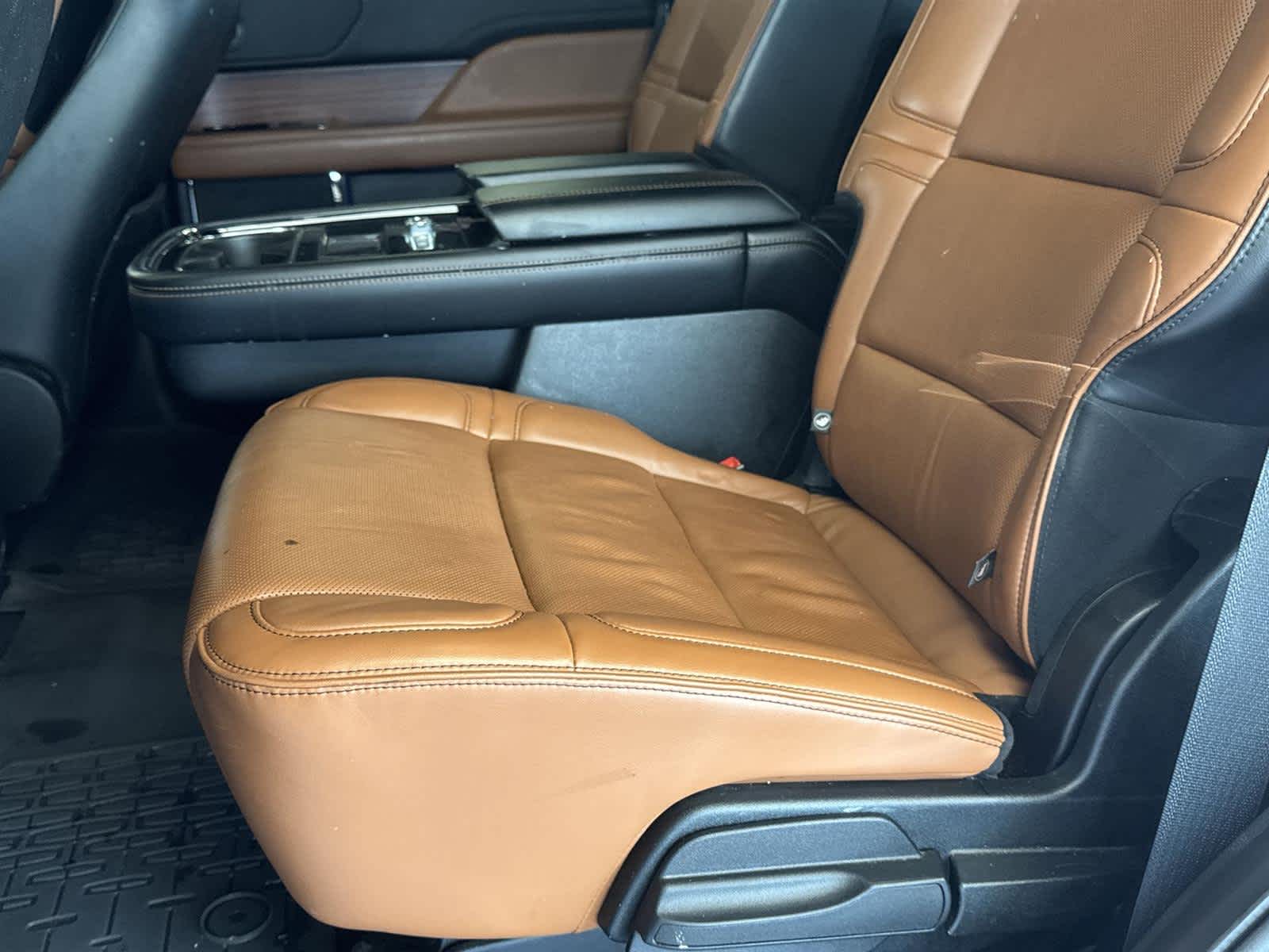 Thumbnail: 2019 Lincoln Navigator - 14