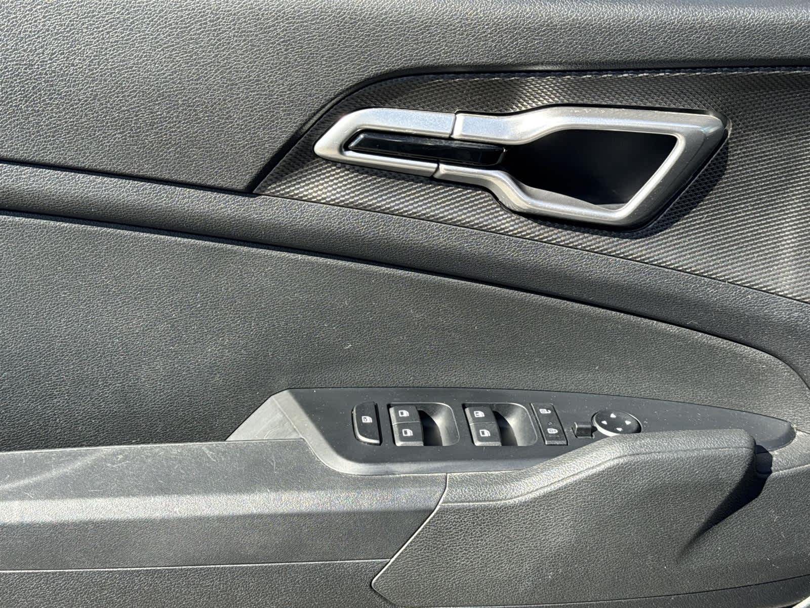 Thumbnail: 2023 Kia Sportage - 32