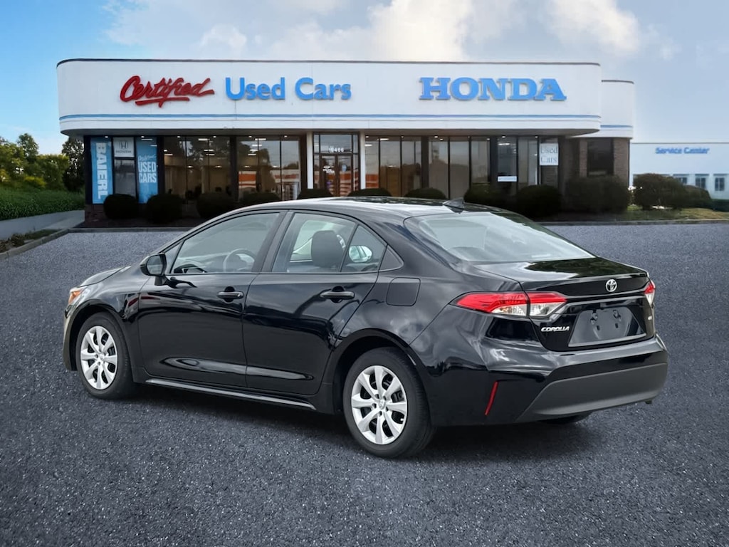 Used 2023 Toyota Corolla LE Sedan