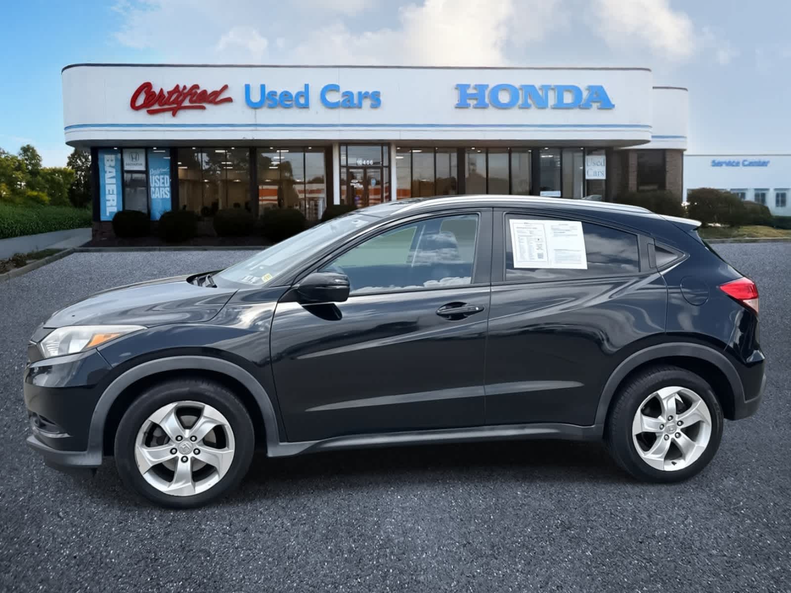 Thumbnail: 2016 Honda HR-V - 2