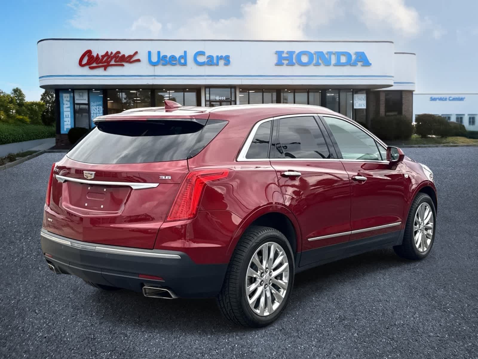 Thumbnail: 2019 Cadillac XT5 - 5