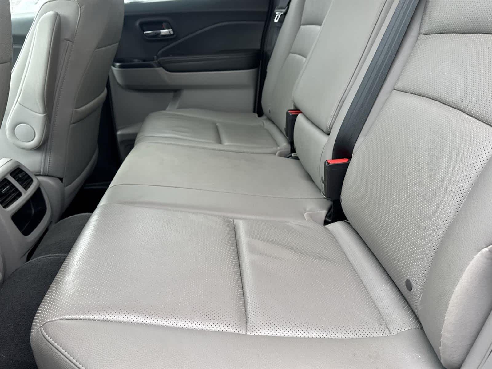 Thumbnail: 2019 Honda Ridgeline - 14