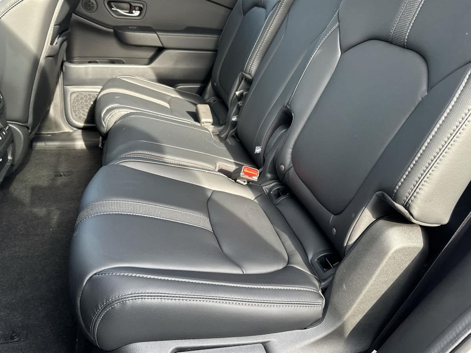 Thumbnail: 2025 Honda Pilot - 14