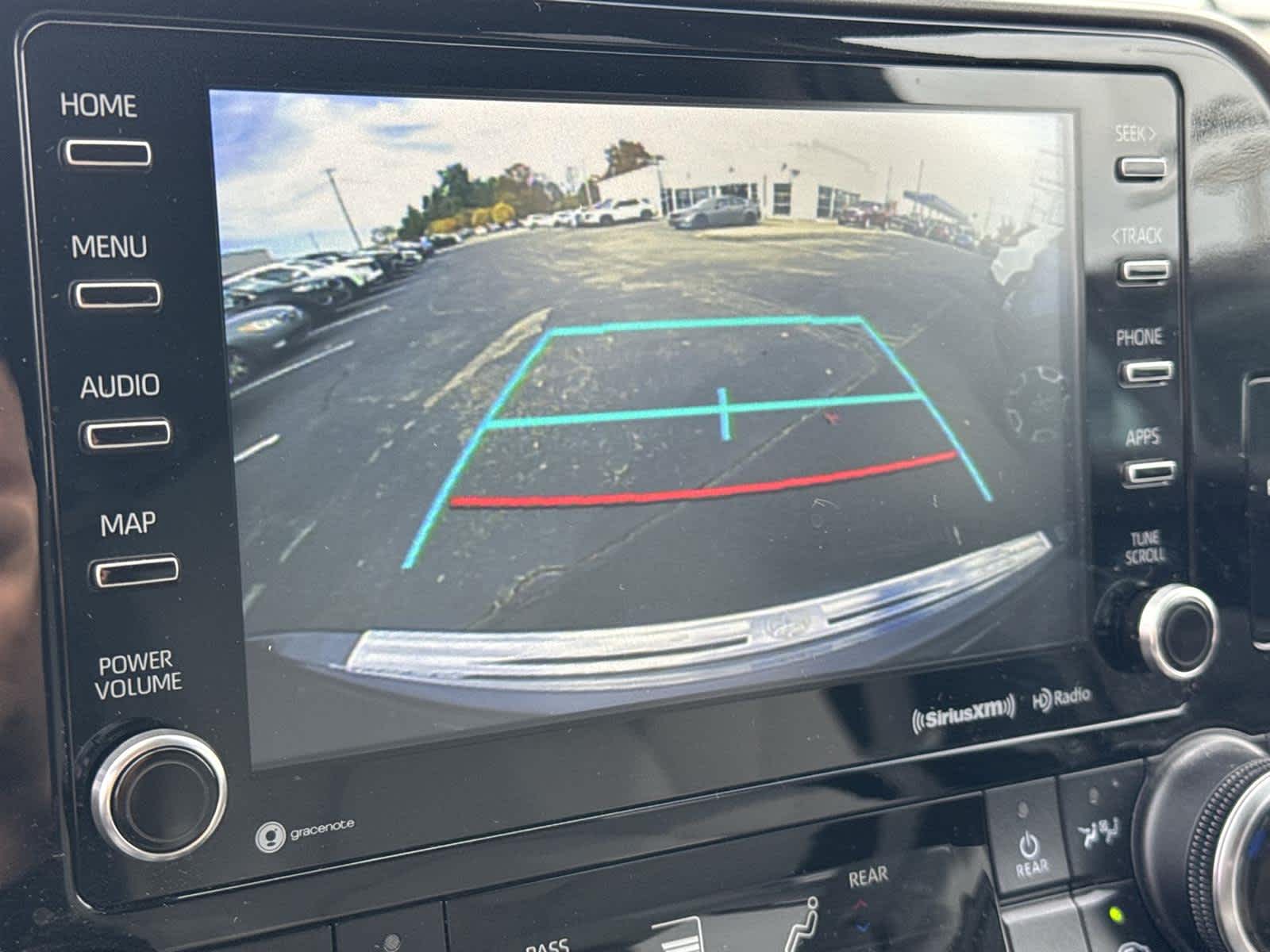 Thumbnail: 2022 Toyota Highlander - 23