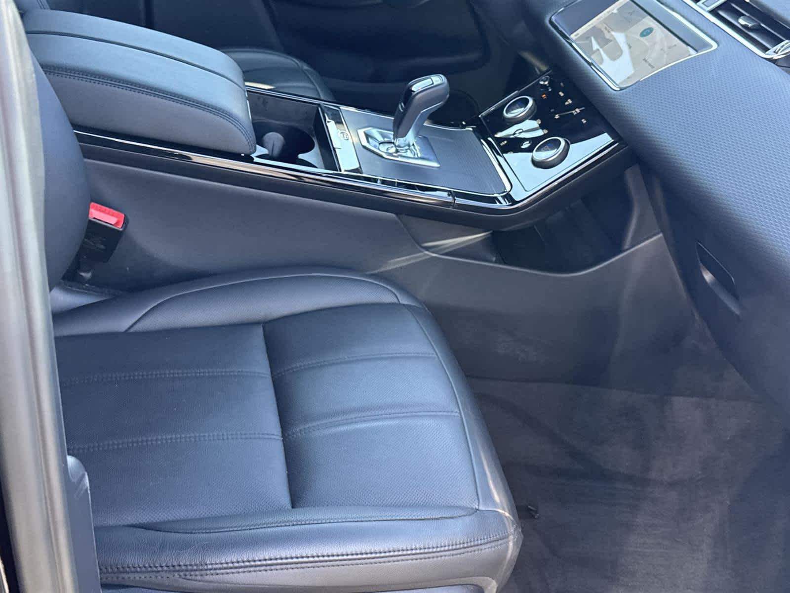 2023 Land Rover Range Rover Evoque R-Dynamic S 16