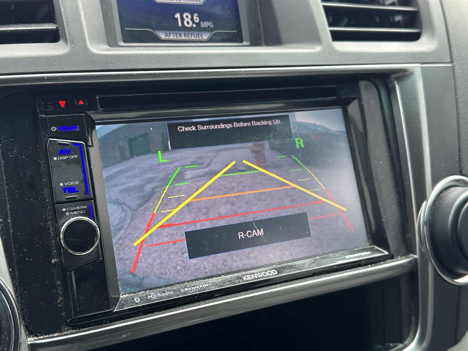 Thumbnail: 2013 Toyota Highlander - 21