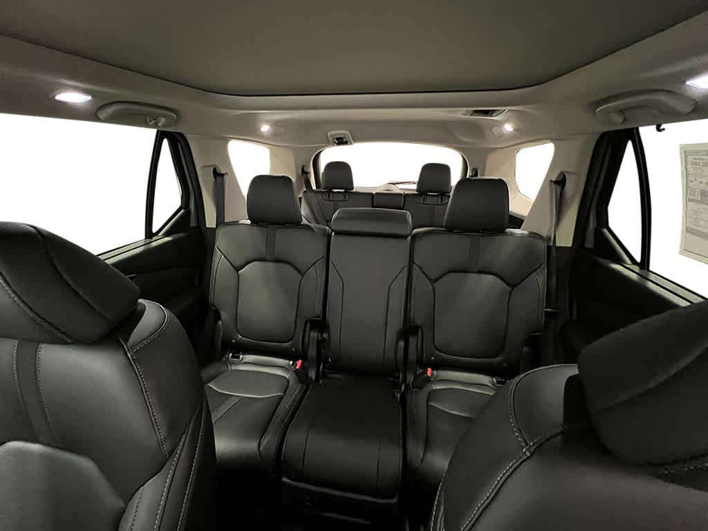 2025 Honda Pilot Touring 29