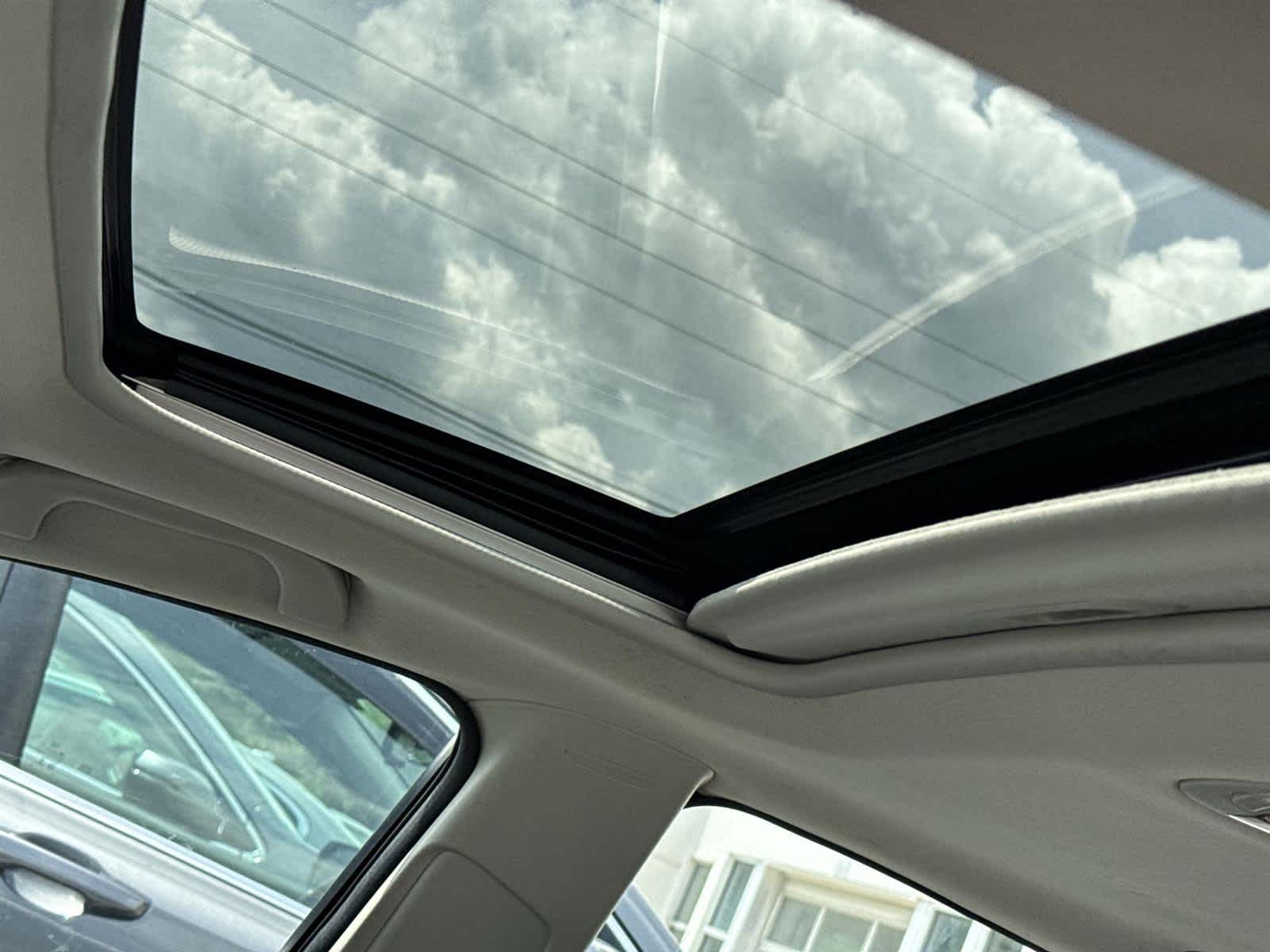 Thumbnail: 2012 Subaru Legacy - 16