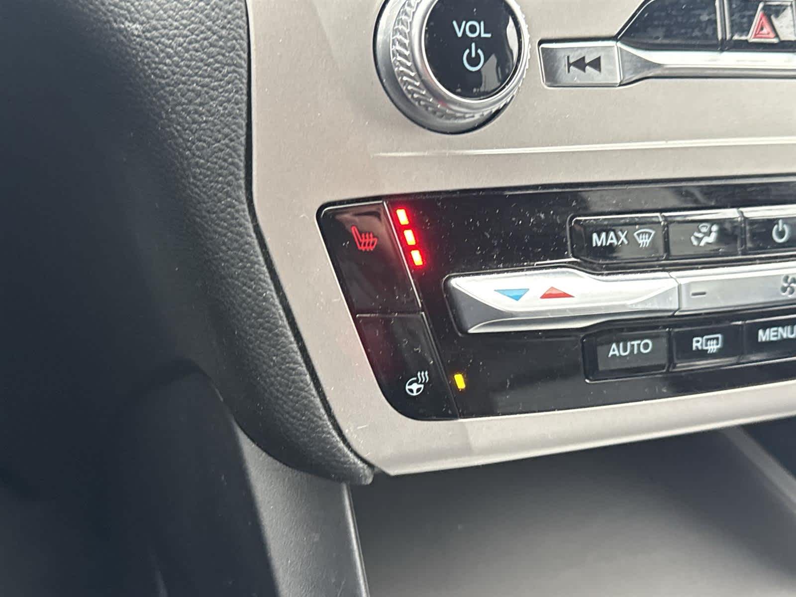 Thumbnail: 2023 Ford Explorer - 30