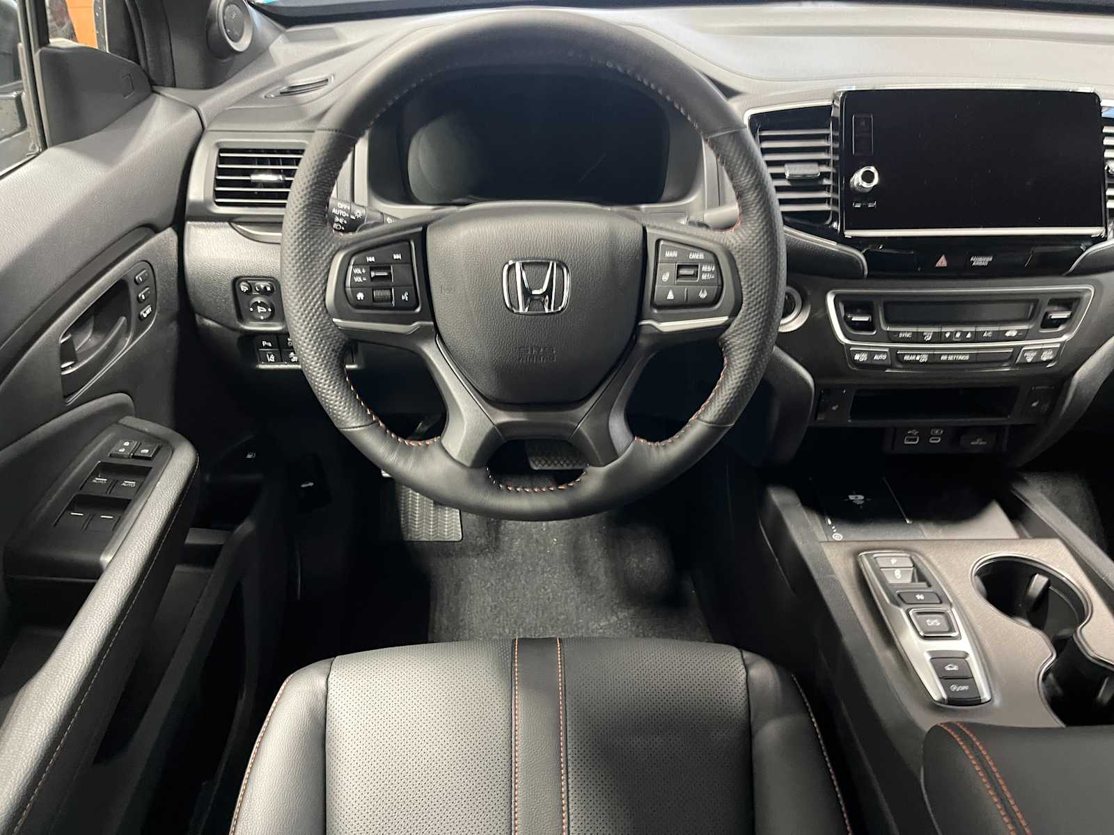 Thumbnail: 2025 Honda Ridgeline - 25