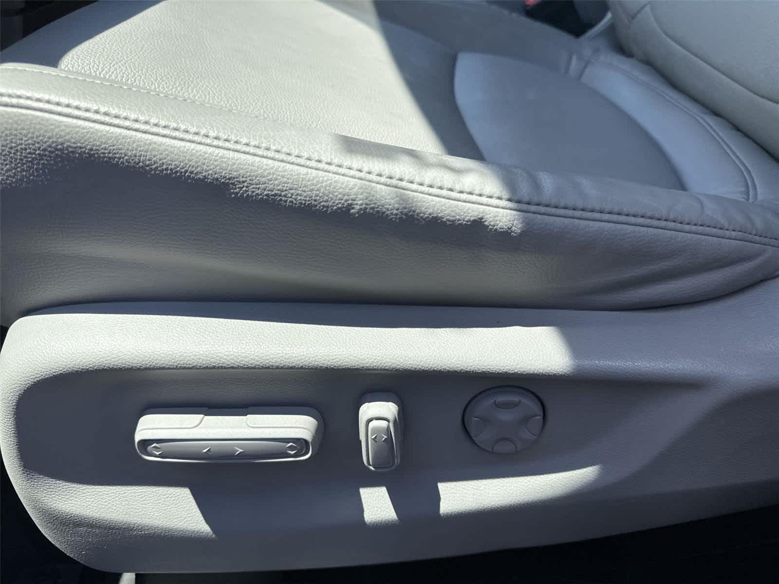 Thumbnail: 2024 Honda Odyssey - 14