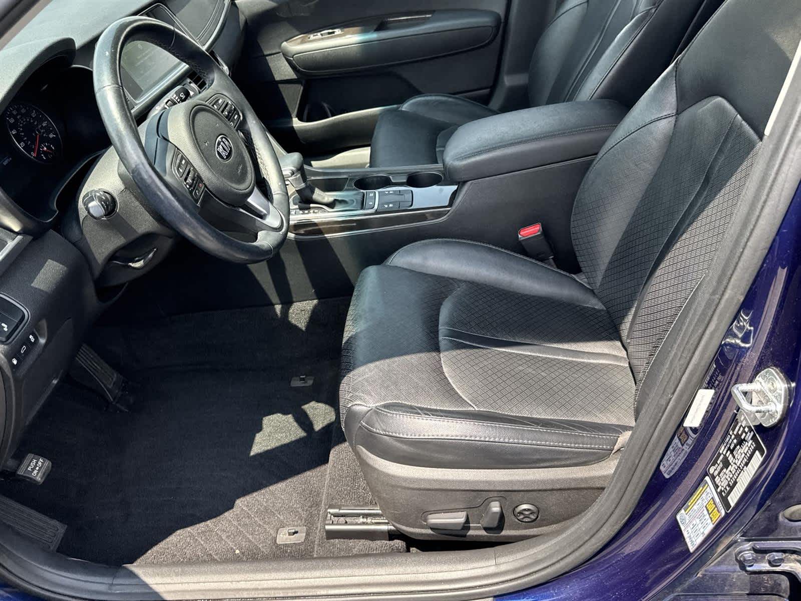 2017 Kia Optima EX 12