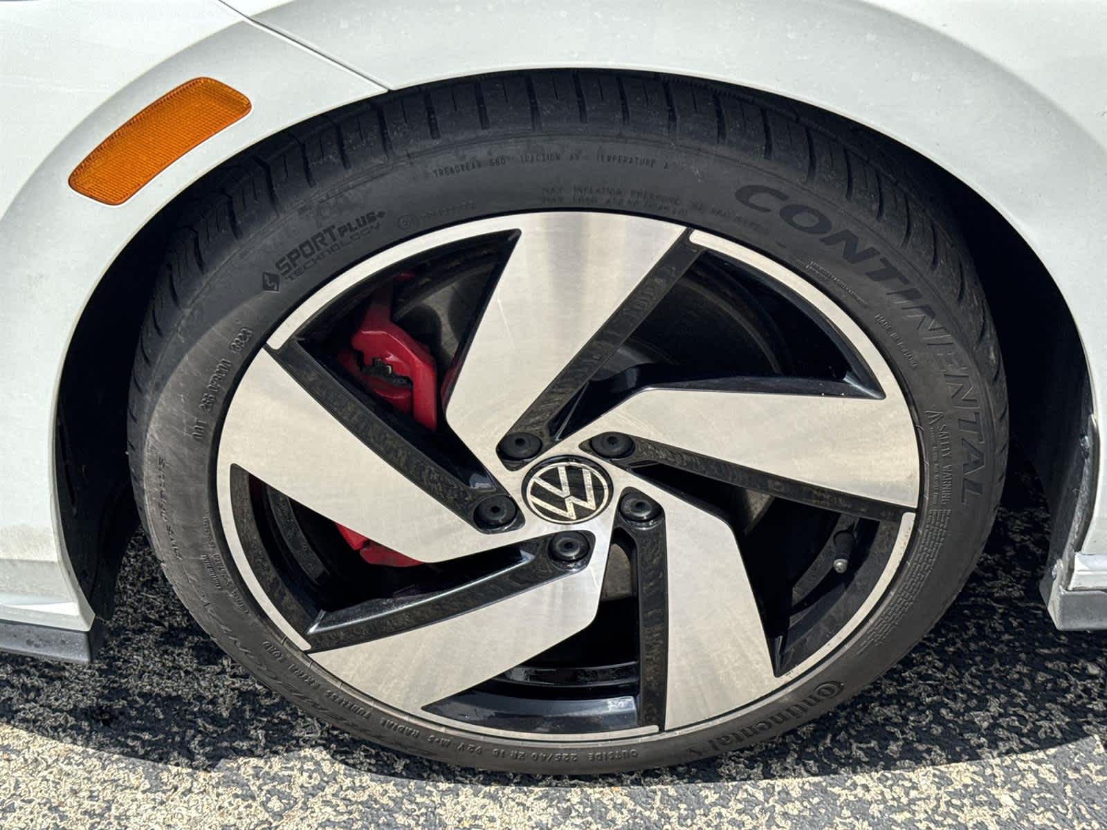 Thumbnail: 2022 Volkswagen Golf - 12