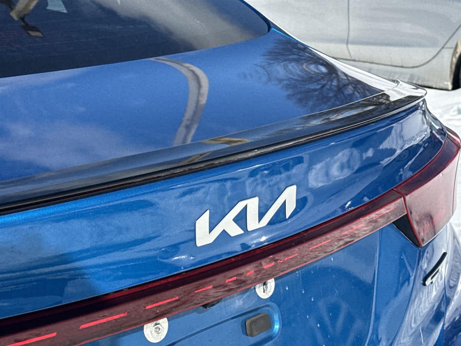 Thumbnail: 2022 Kia Forte - 10
