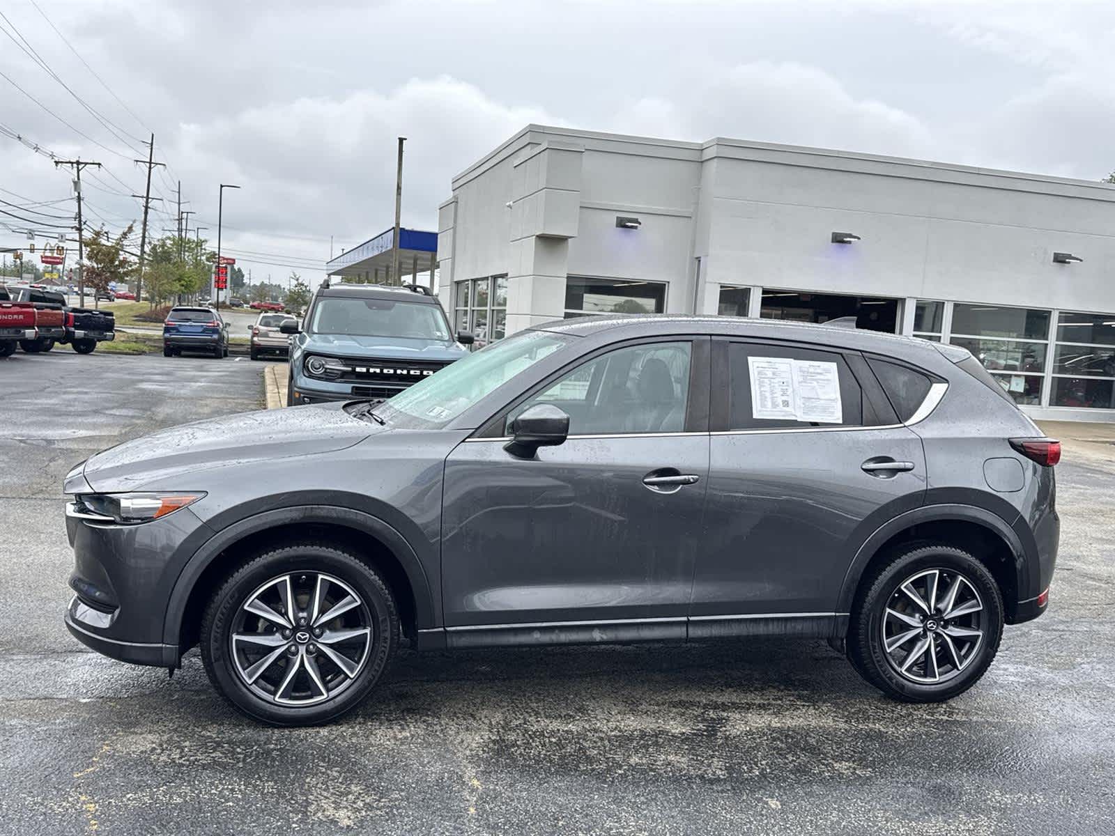 2018 Mazda CX-5 Touring photo 2
