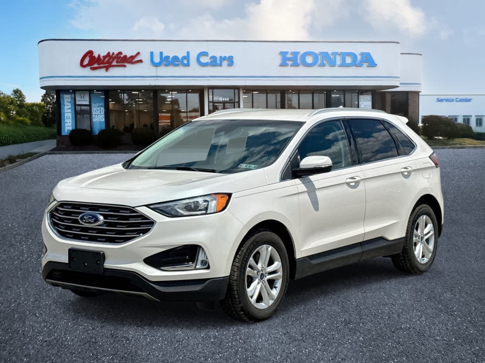 2019 Ford Edge SEL AWD's photo