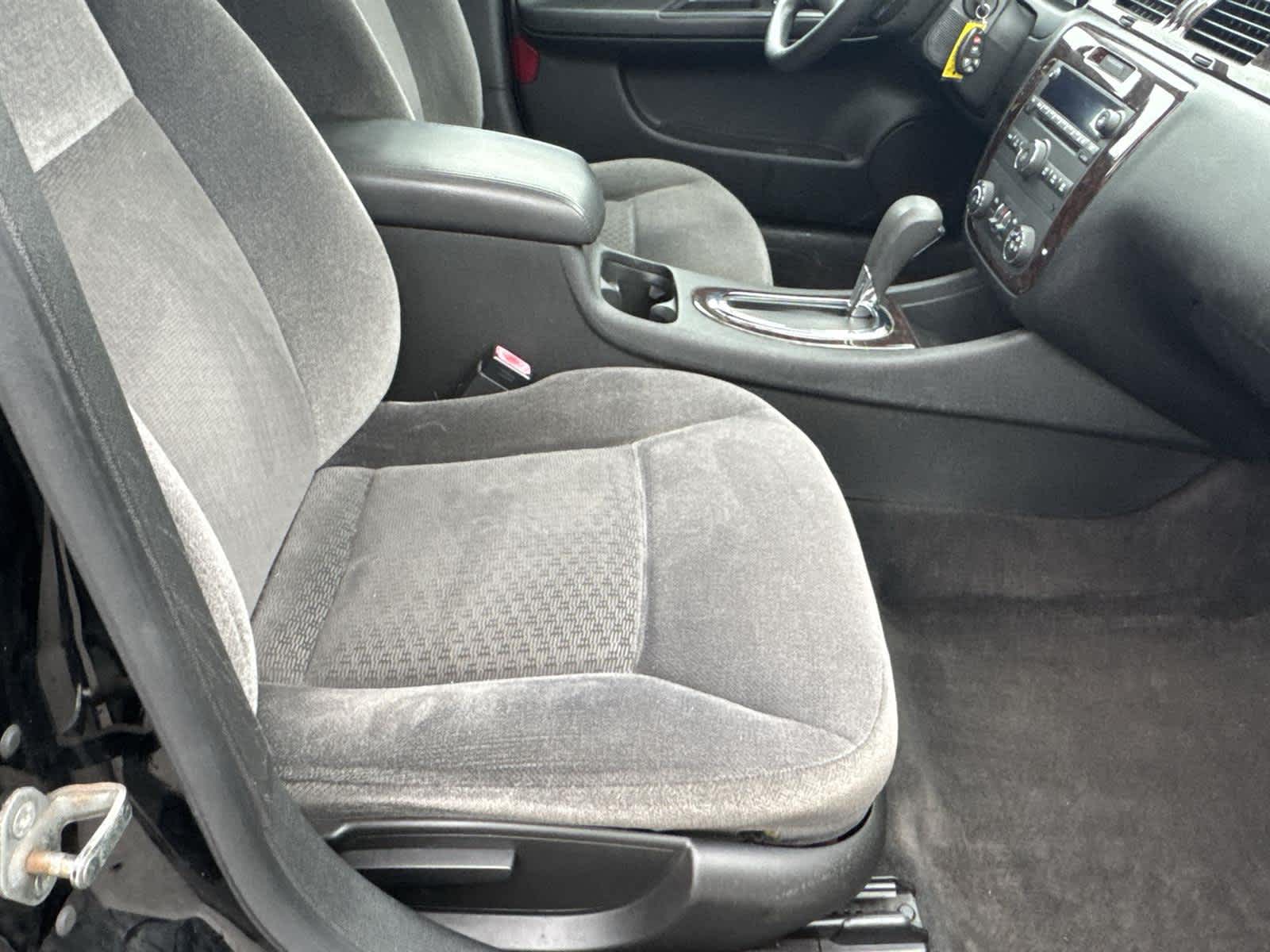 Thumbnail: 2015 Chevrolet Impala - 19