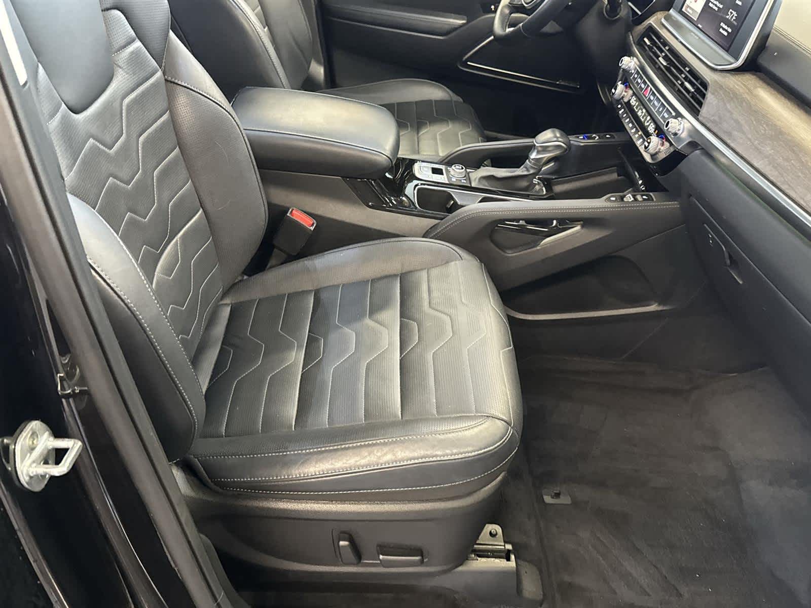 Thumbnail: 2021 Kia Telluride - 18