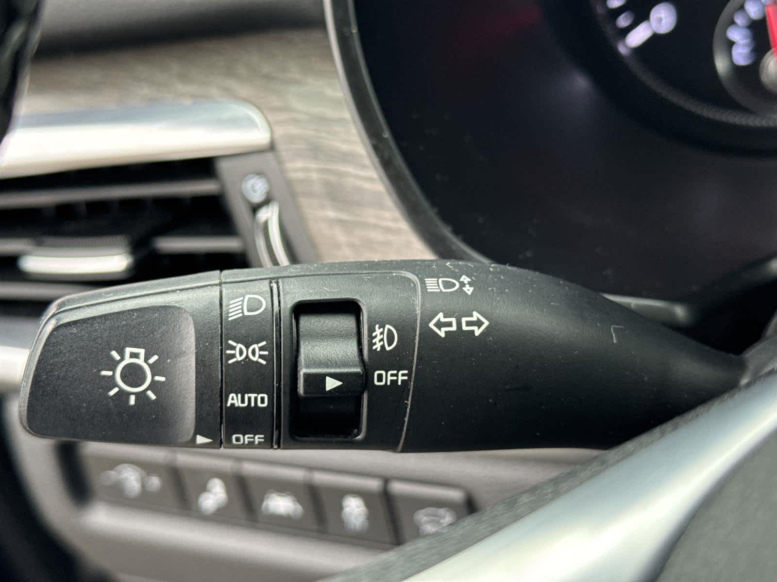 Thumbnail: 2021 Kia Telluride - 21