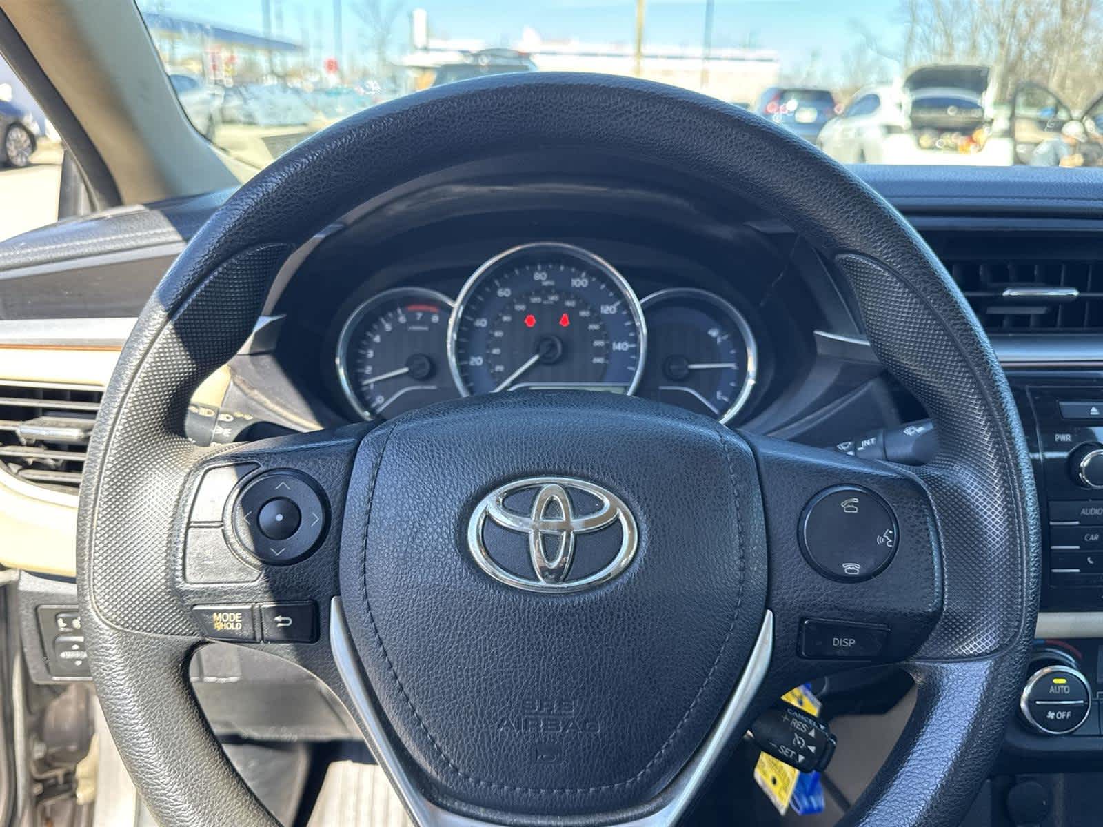 Thumbnail: 2014 Toyota Corolla - 17