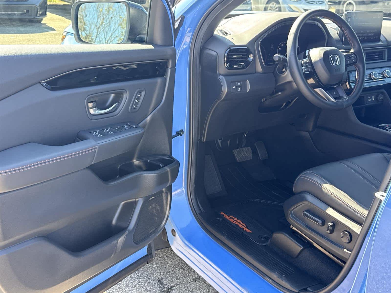 Thumbnail: 2025 Honda Pilot - 2