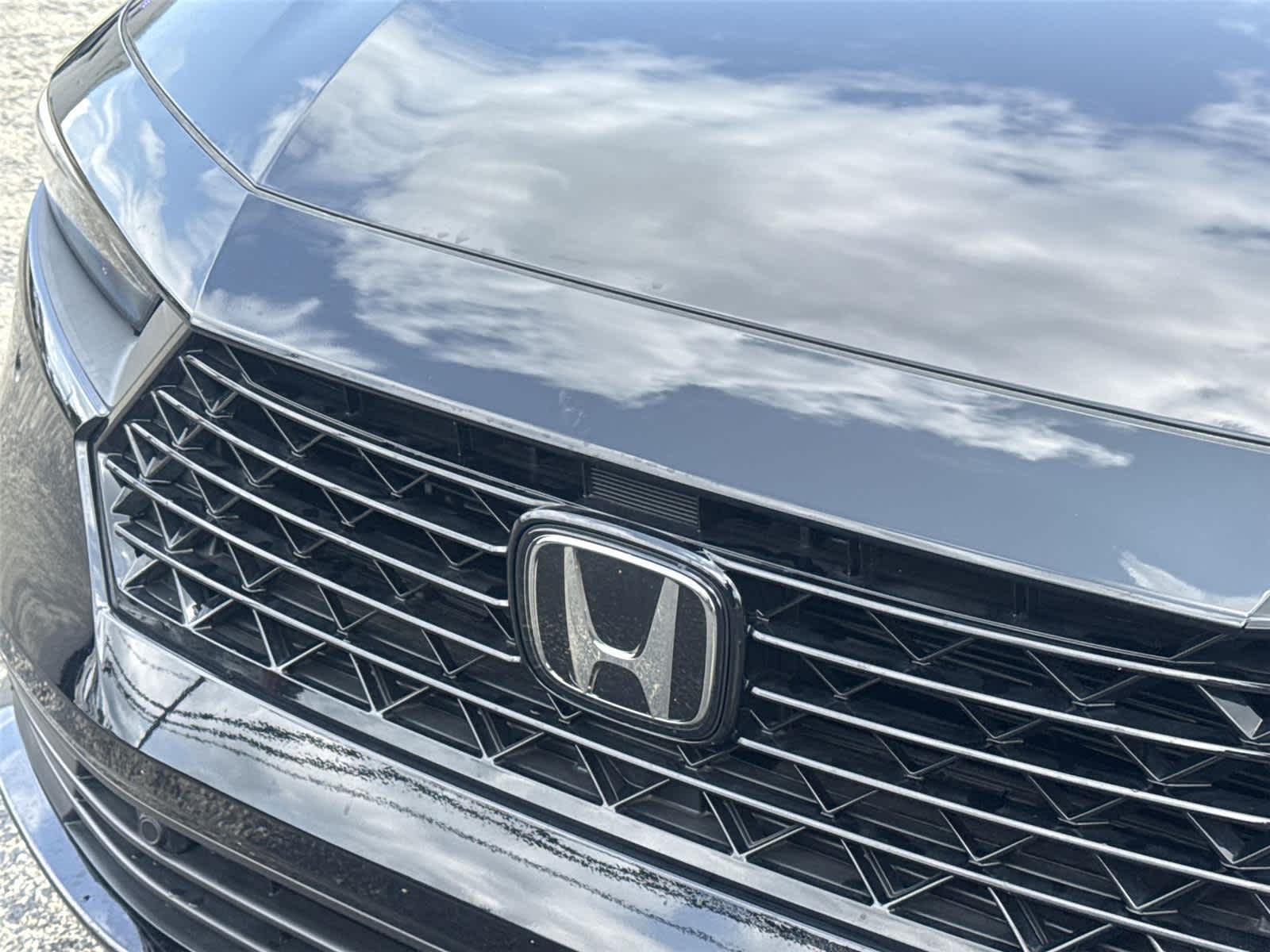 2025 Honda Accord Hybrid EX-L - Photo 10