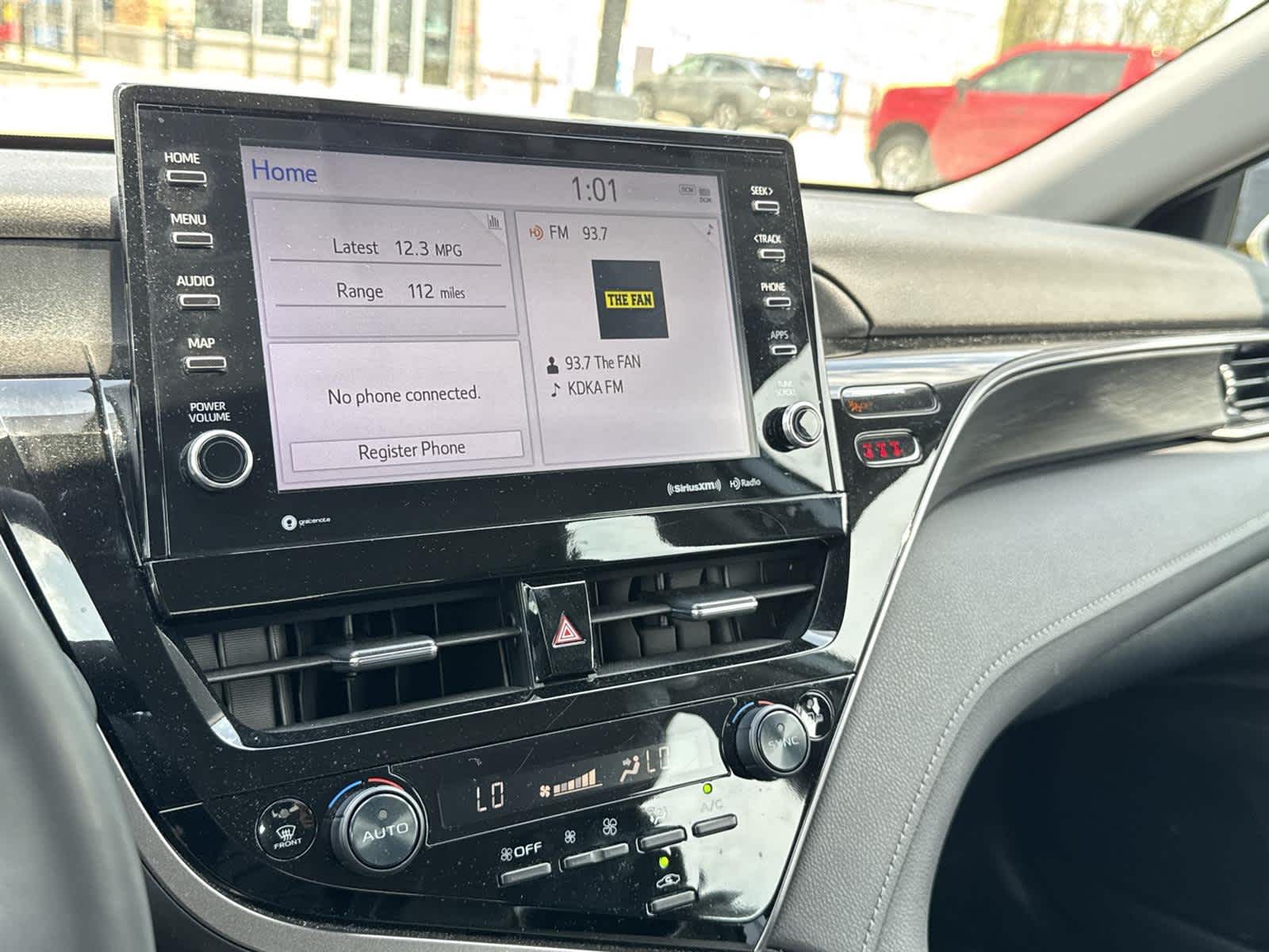 2022 Toyota Camry XLE 22