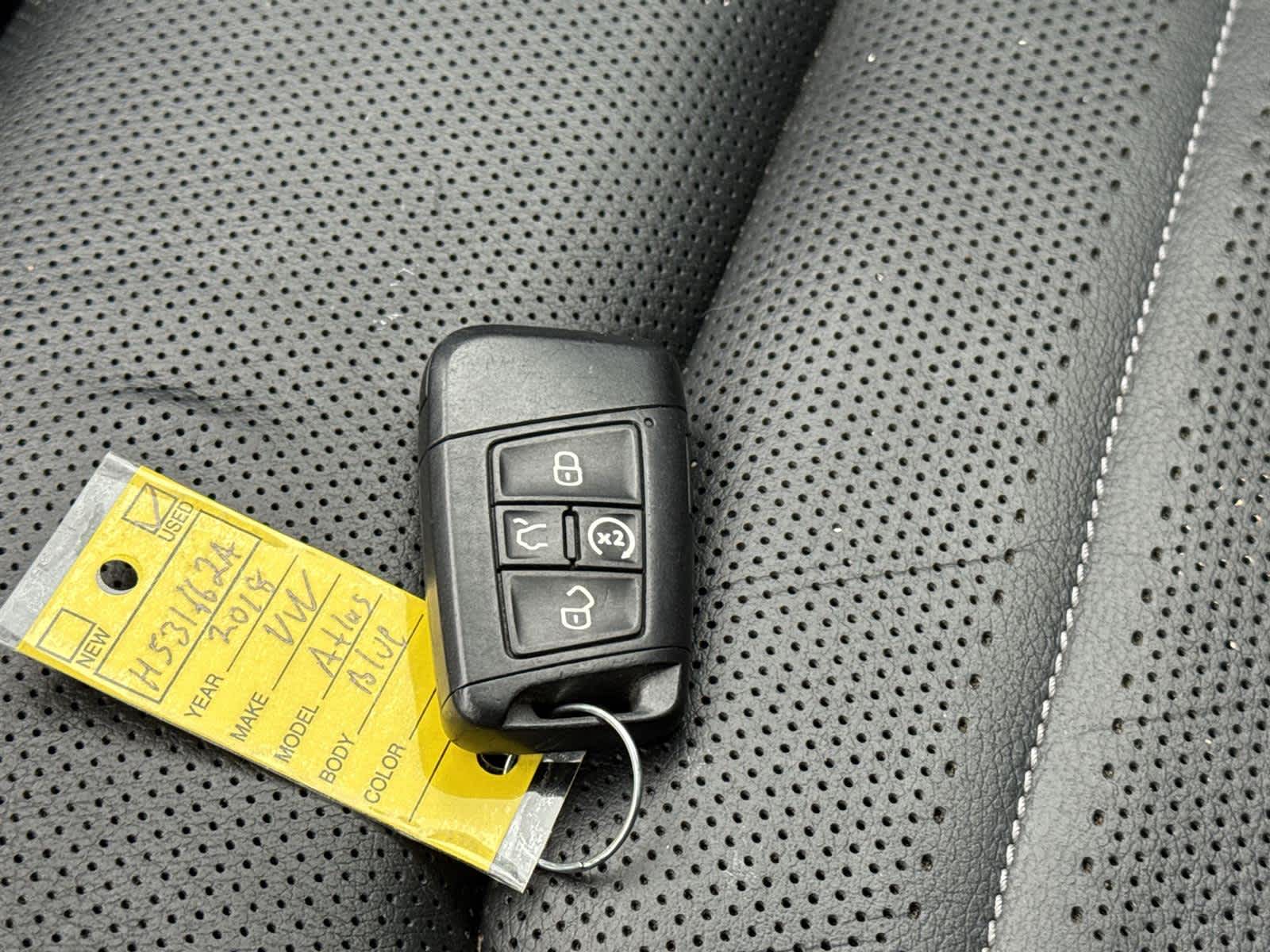 Thumbnail: 2018 Volkswagen Atlas - 31